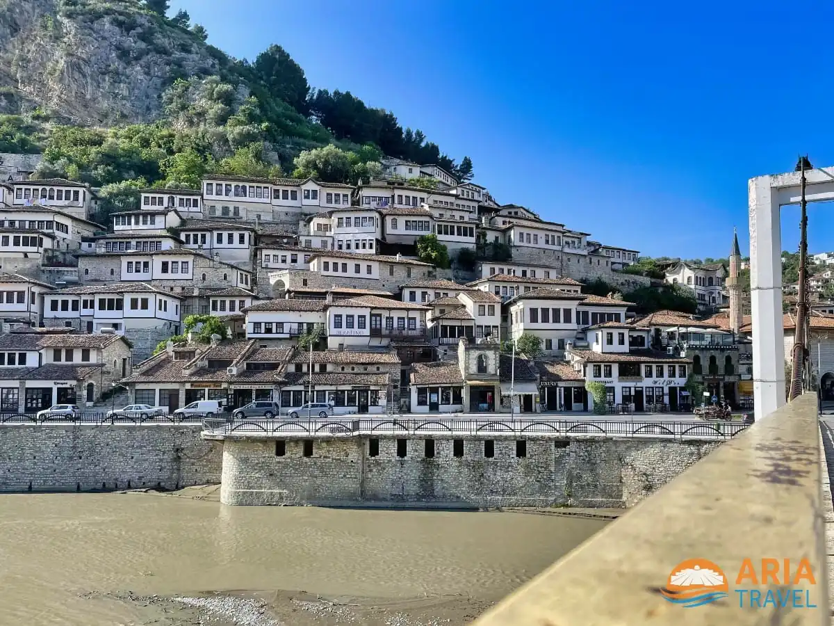 Berat 35 Aria Travel Albania