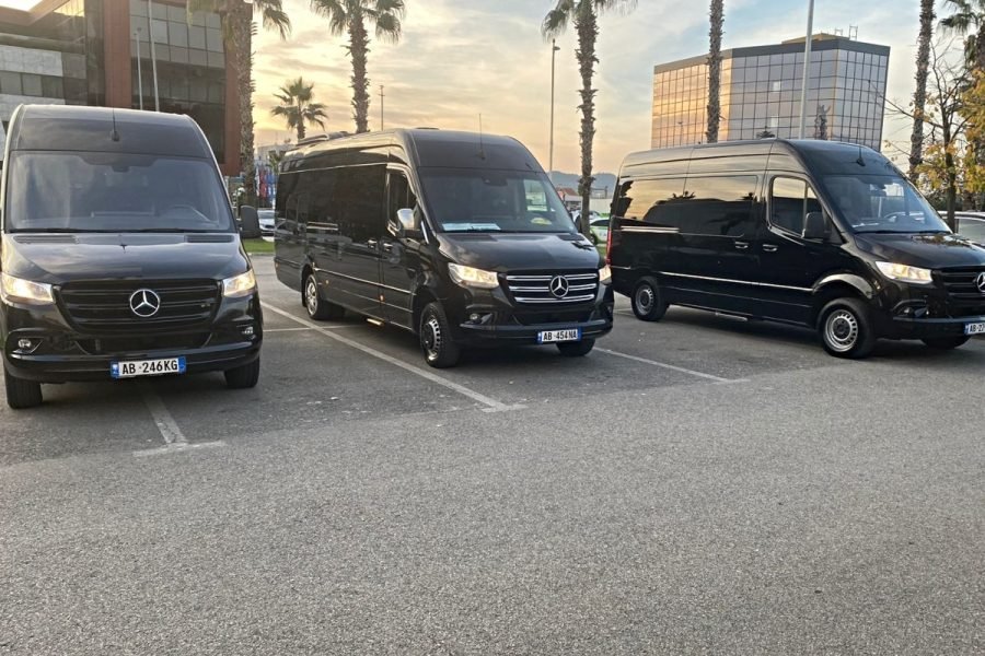 Mercedes Benz Sprinter Bus